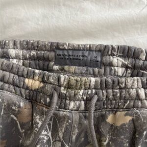 Abercrombie Camouflage Joggers